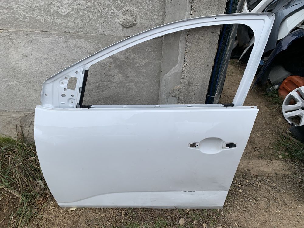 Usa fata Dacia Logan/an /2021/2022/2023/2024