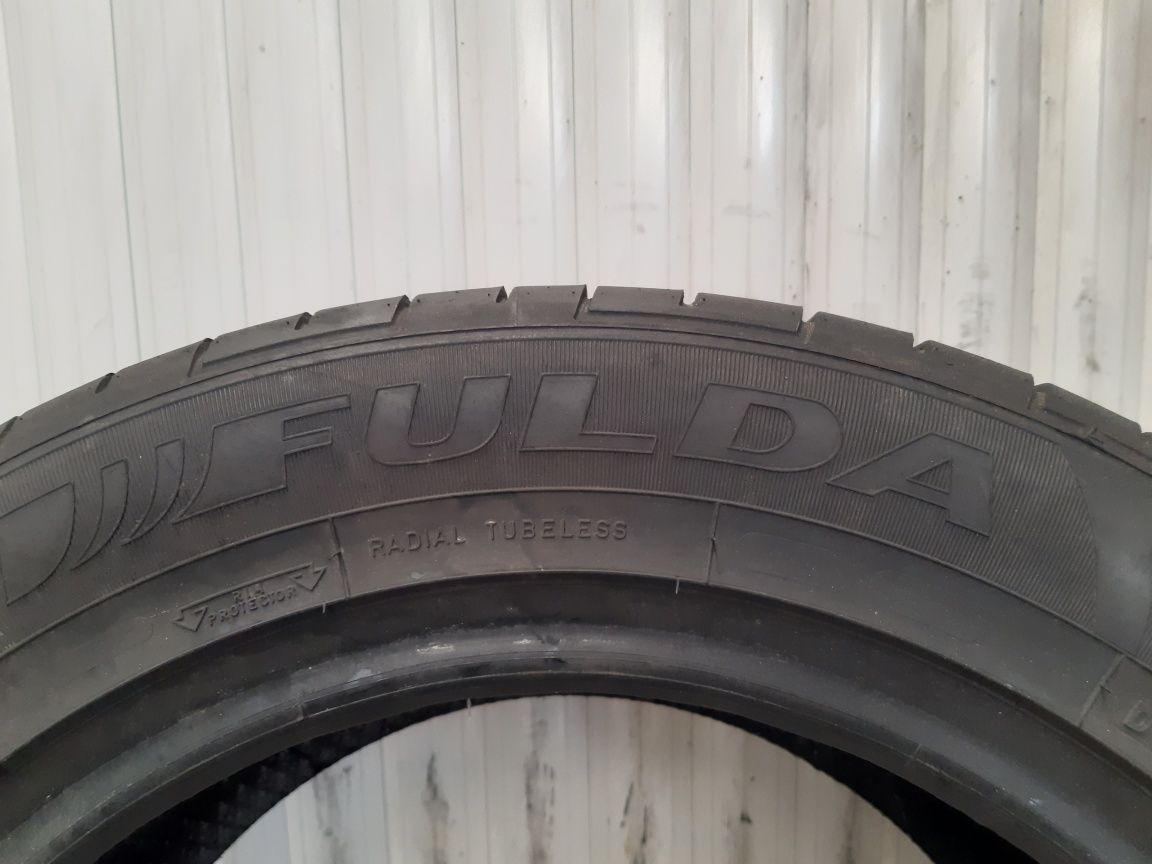 225/55/16  1xFULDA  95W  DOT  4415  5,03MM