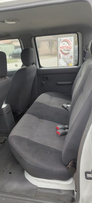 Nissan navara 2.5 diesel 4x4 an 2012