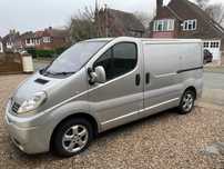 Piese Renault Trafic  2.0 DCI motor cutie bara injectoare