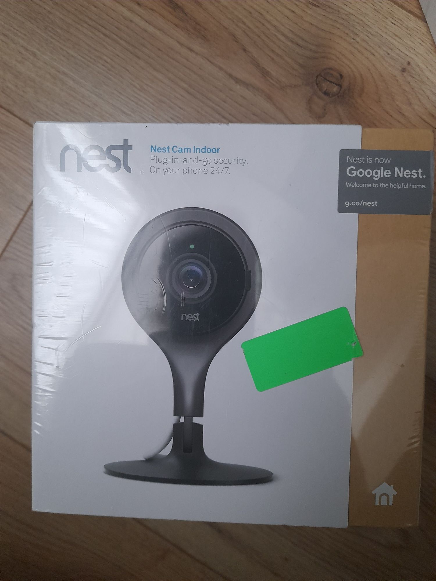 Camera de supraveghere de interior Nest și Netatmo