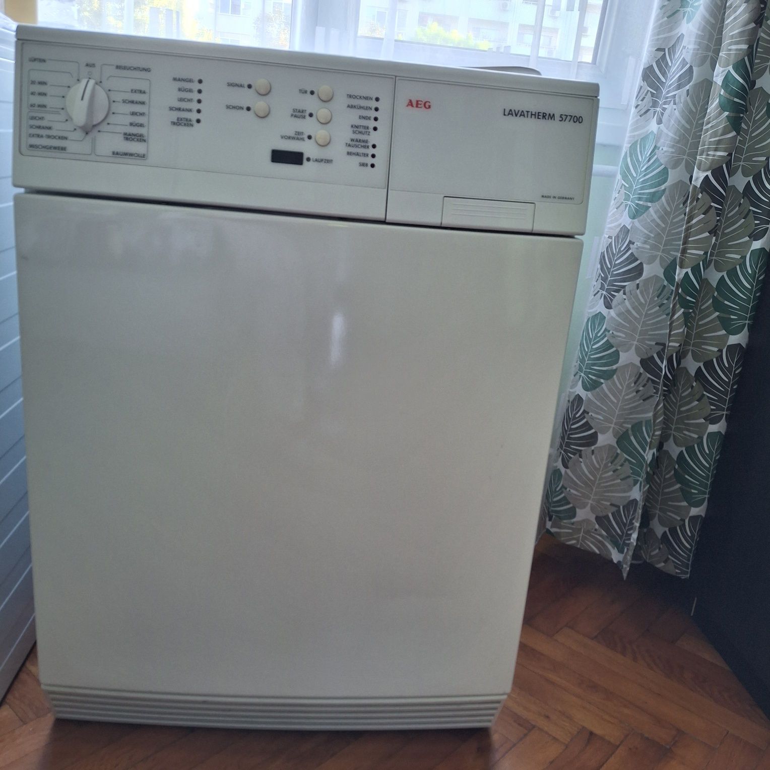 Сушилня AEG Lavatherm