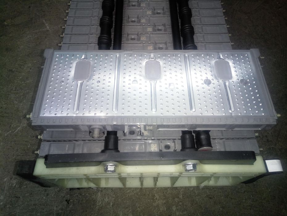 ВВБ батареи на гибридные автомобили.