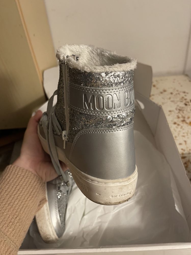 Ghete de iarna Moon Boot