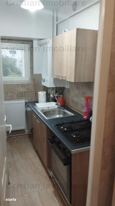 Mobilata si Utilata garsoniera de inchiriat confort 1 etaj 2  Radu Neg