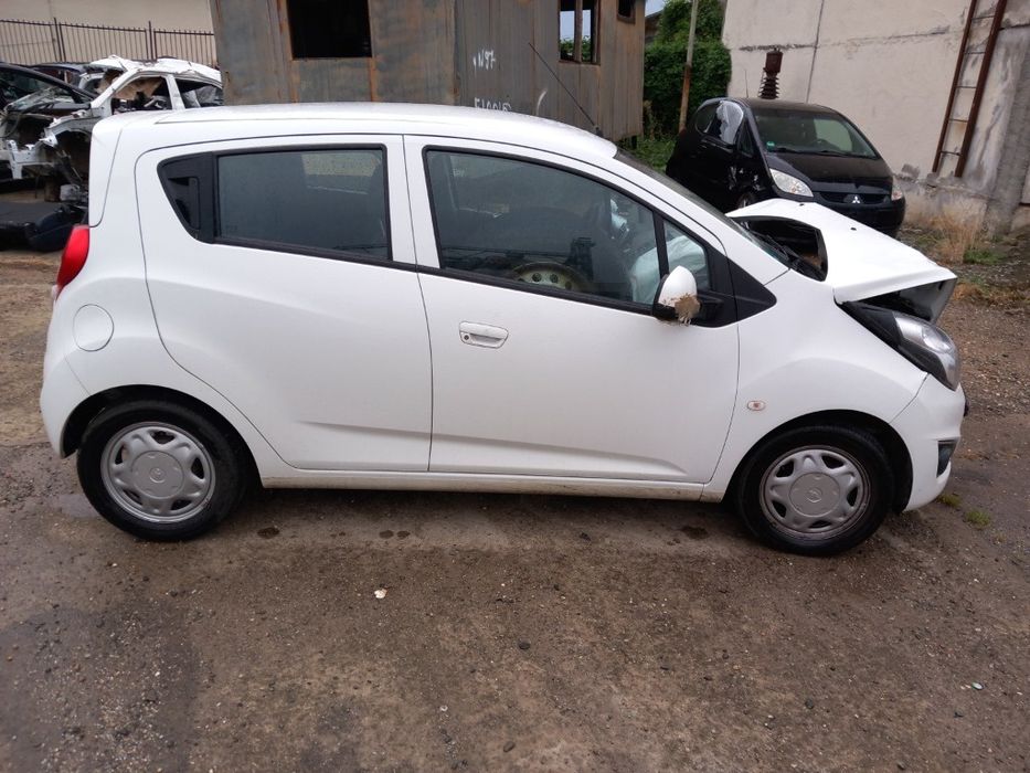 Schevrolet spark шевролет спарк 2013г 1.0 клима 89000км  на частии
