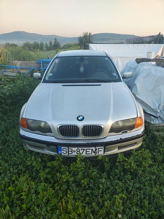 Bmw320 anul fabricației 2000