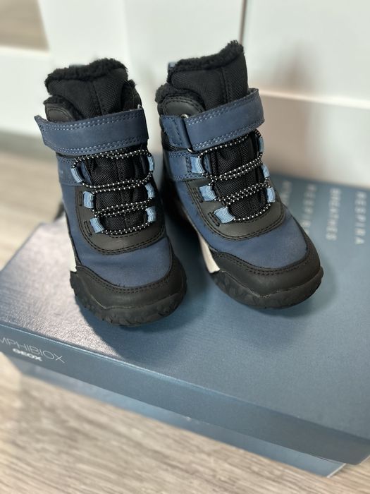 Непромокаеми зимни боти Geox – 70 лв.