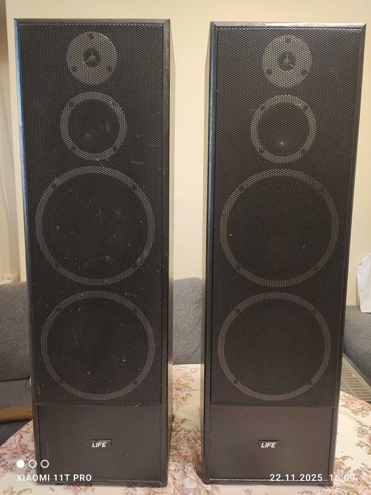 Четирилентови тонколони Life.