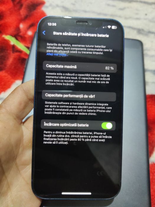 Vand  iphone 12 blue