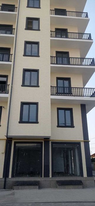 Shayxontoxur tumani, ko'kcha mahallasida yangi qurilgan uy sotiladi