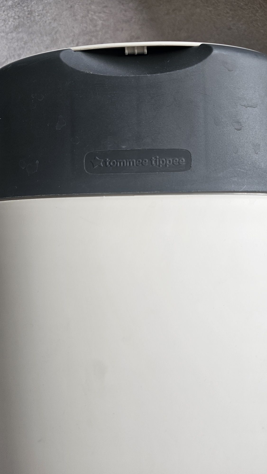 Кош за памперси Tommee tippee