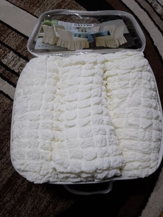 Huse creponate pentru scaune