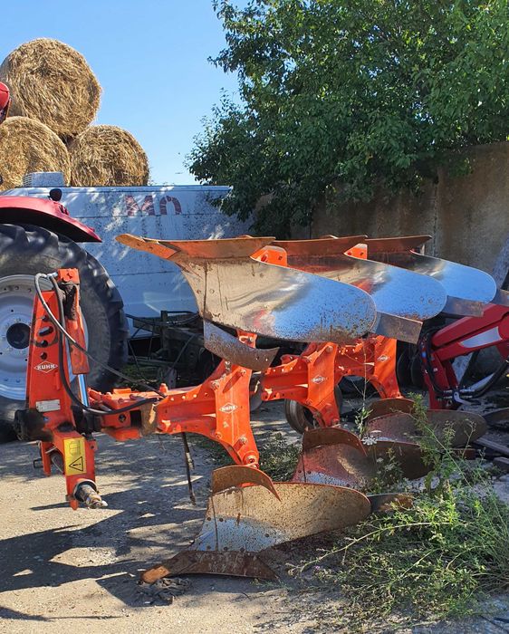 Plug KUHN MASTER 103 2+1,an 2019