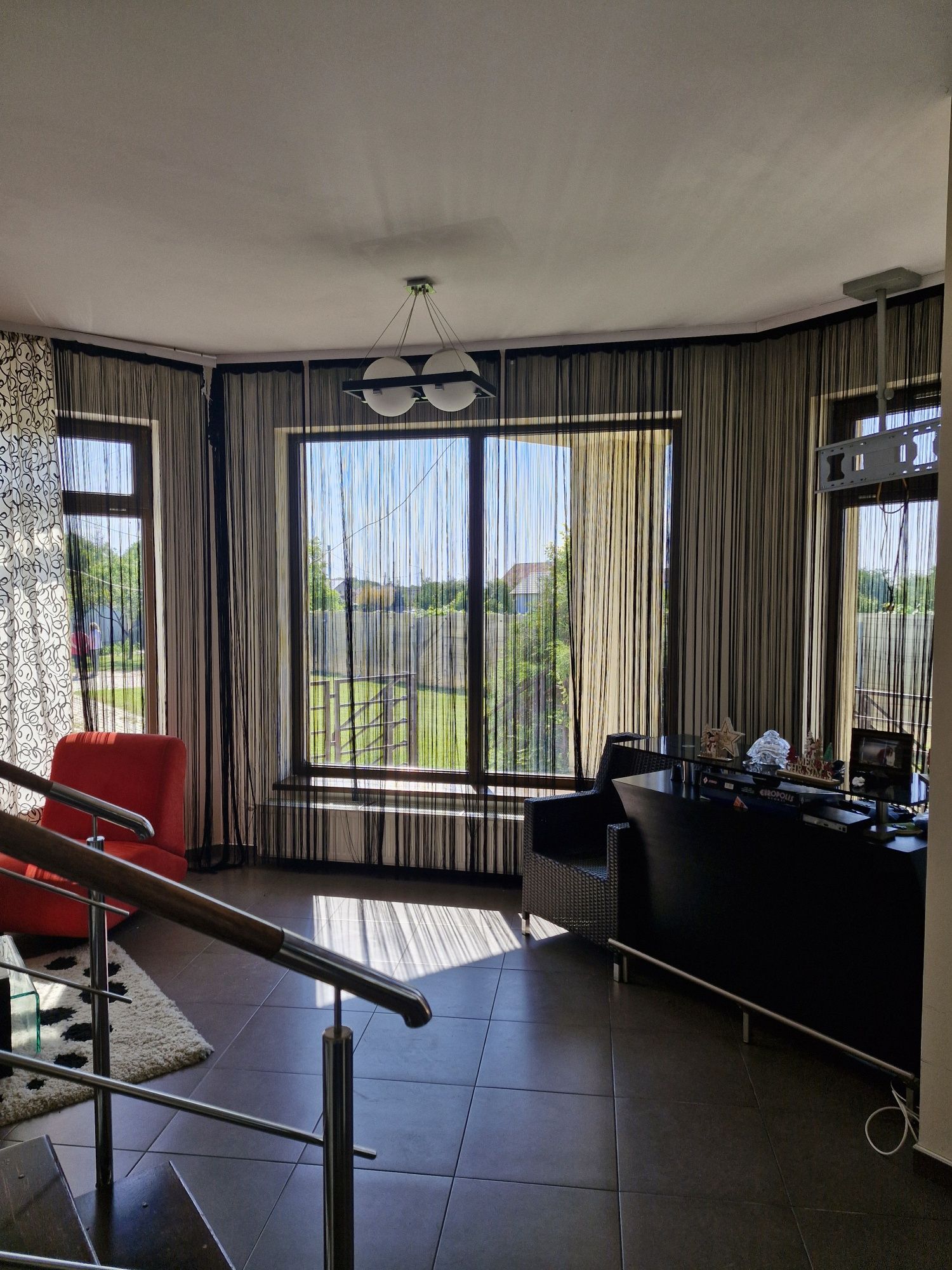 Casa Smeura Curte 750 mp Terasa+Jacuzzi Deosebit