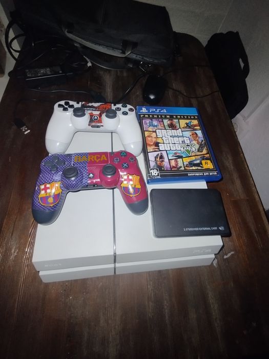 Продам плейстейшн 4