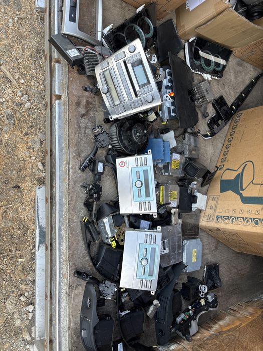 Интериор Тойота Корола Версо 2 2004- 2008г