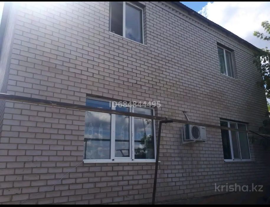 Продам 2 дома коттедж 200кв и и дом 70кв