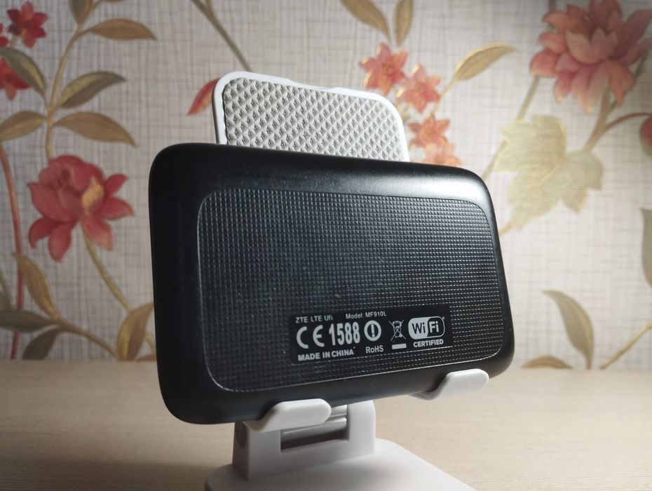 Мобильный Wi-Fi роутер ZTE MF910
