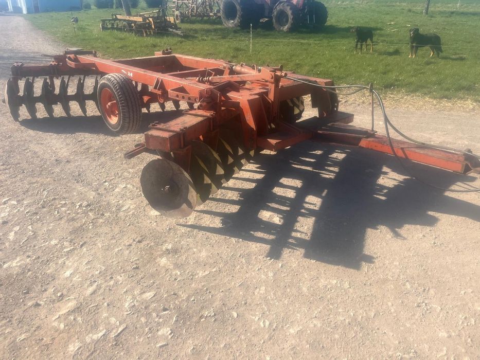 Vând dis agricol marca Razol