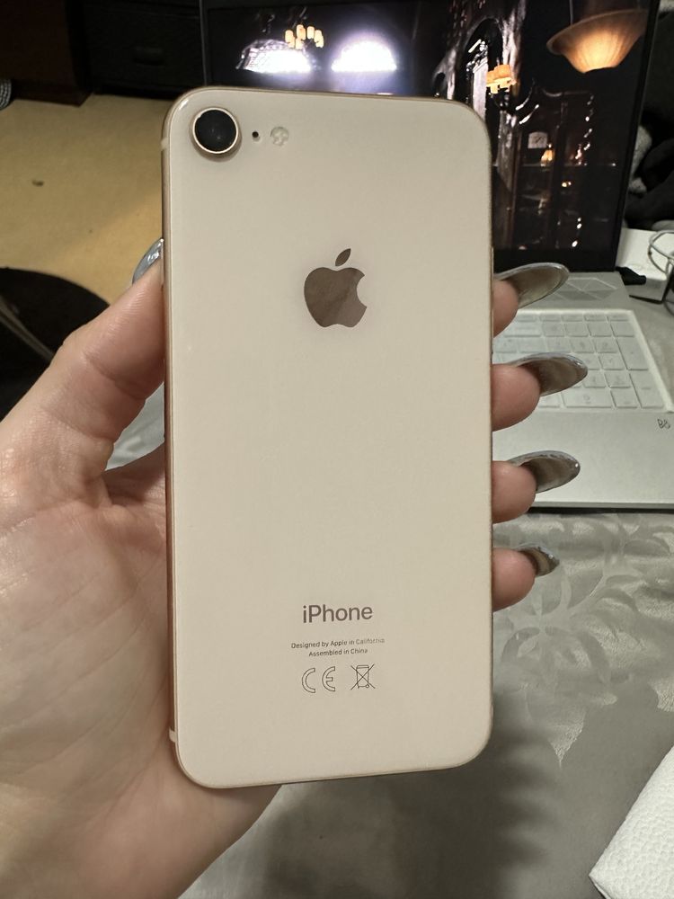 iPhone 8, rose gold, 64gb