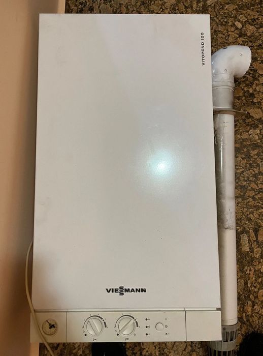 Vând centrala termica  doar în Piatra Neamț