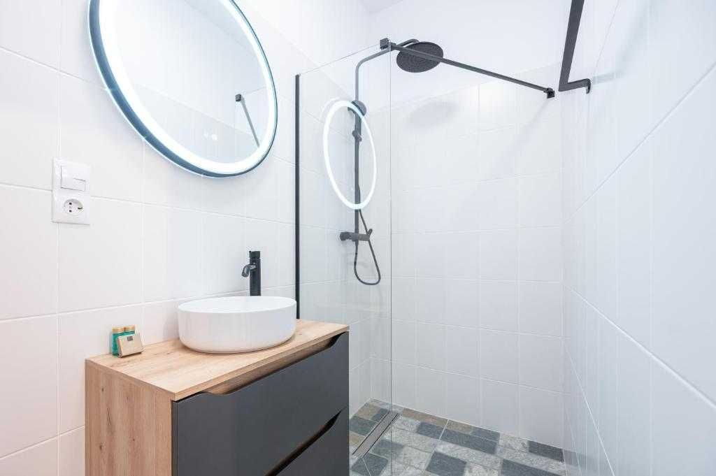 Chirie Casa Cuza Voda Oradea Renovat Mobilat Utilat Parcare