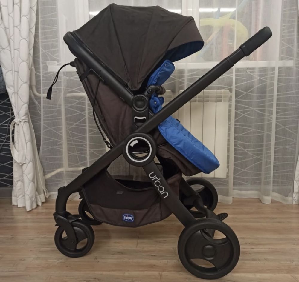Коляска трансформер Chicco 2-1 Urban + 3 чехла в подарок