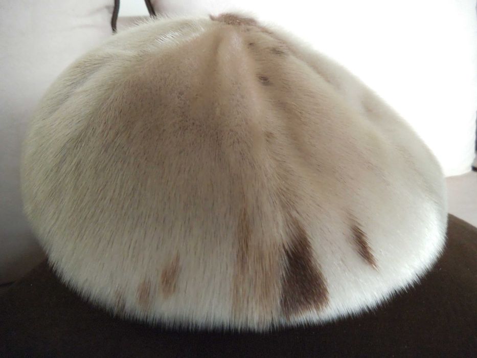 Шапка от тюленова кожа