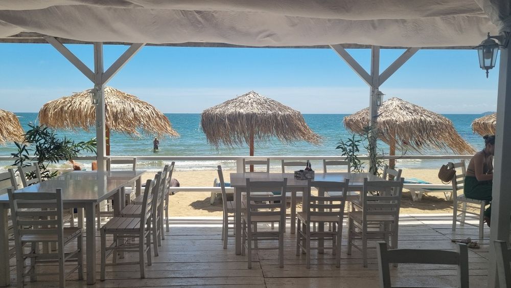 Столове и маси за реснорант