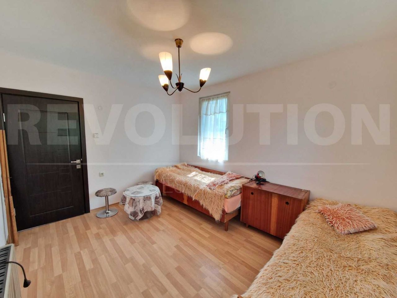 Продава се Къща в с. Горна Диканя, Област Перник - 150 кв.м за 874 €/кв.м - Снимка #9