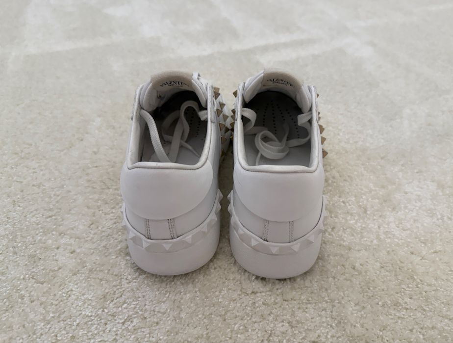 Adidasi/ sneakers Valentino Garavani Rockstud Untitled, originali