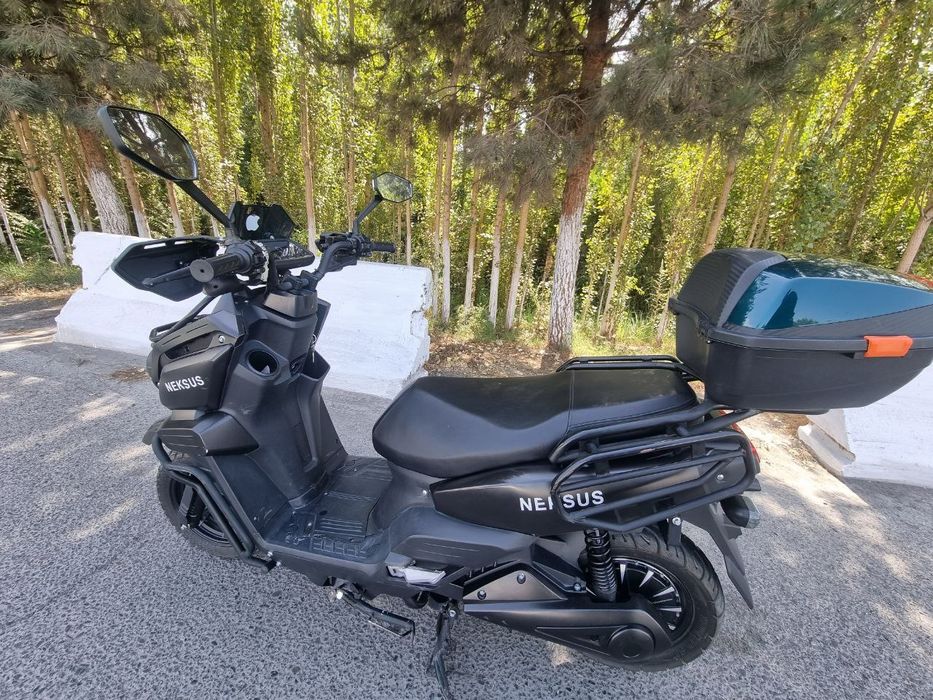 Skuter tank sotladi