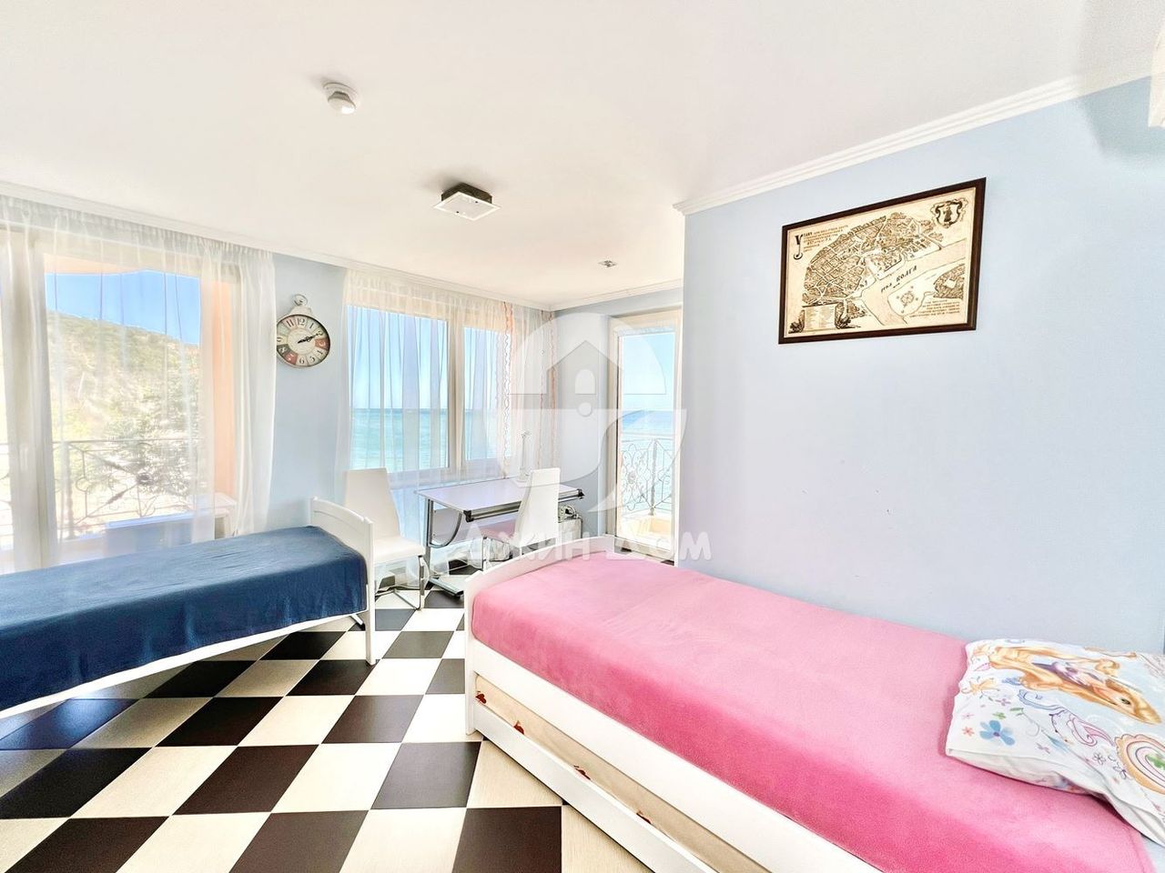 Продава се Тристаен апартамент в к.к. Елените - 110 кв.м за 1500 €/кв.м - Снимка #8