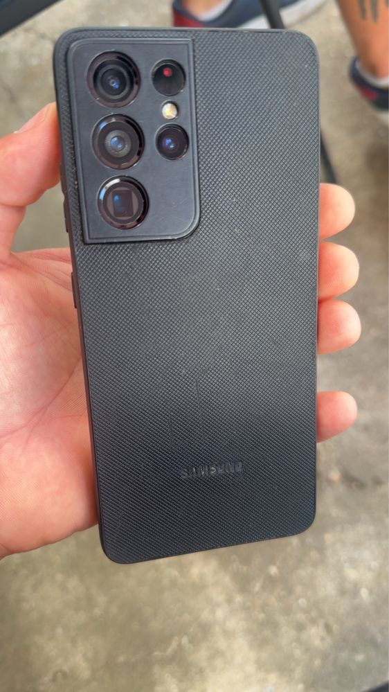Samsung Galaxy S21 ULTRA с оригинален калъф