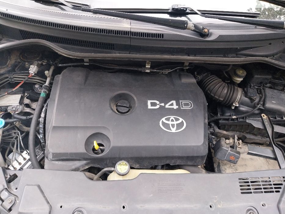 Двигател 2.2 D4D 136к.с Тойота/Toyota Corolla Verso, Avensis, Rav4