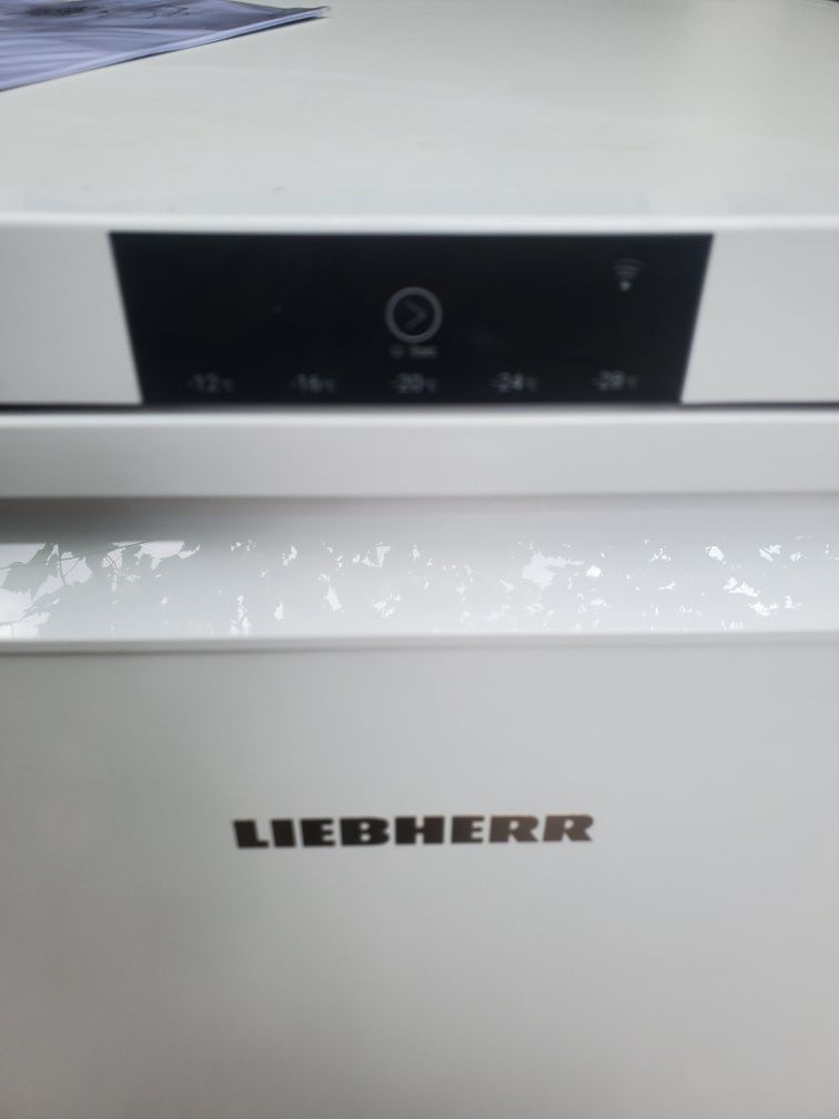 LIEBHERR фризер малък