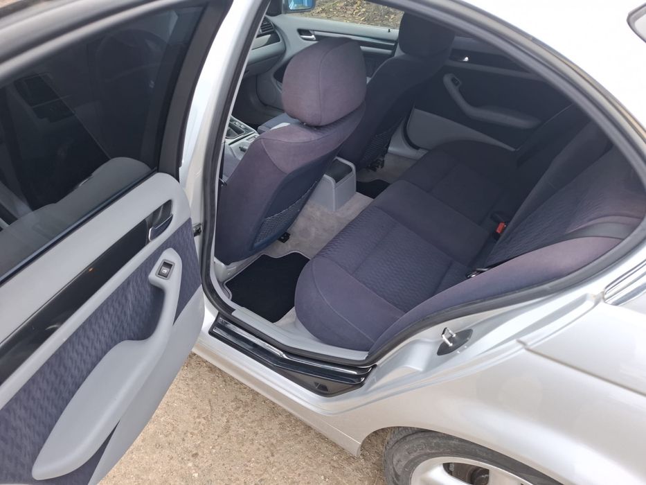 BMW E46 Sedan 325i 192 CP