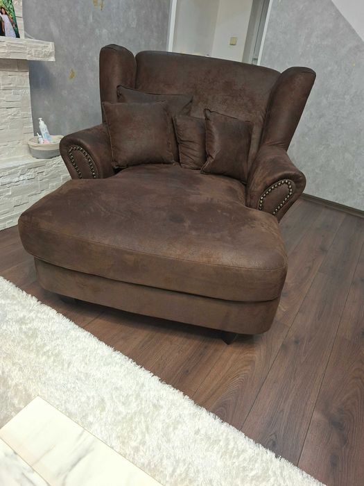 Холна гарнитура в кафяво