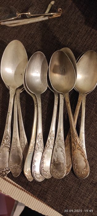 Столовые мельхиоровые ложки из СССР
