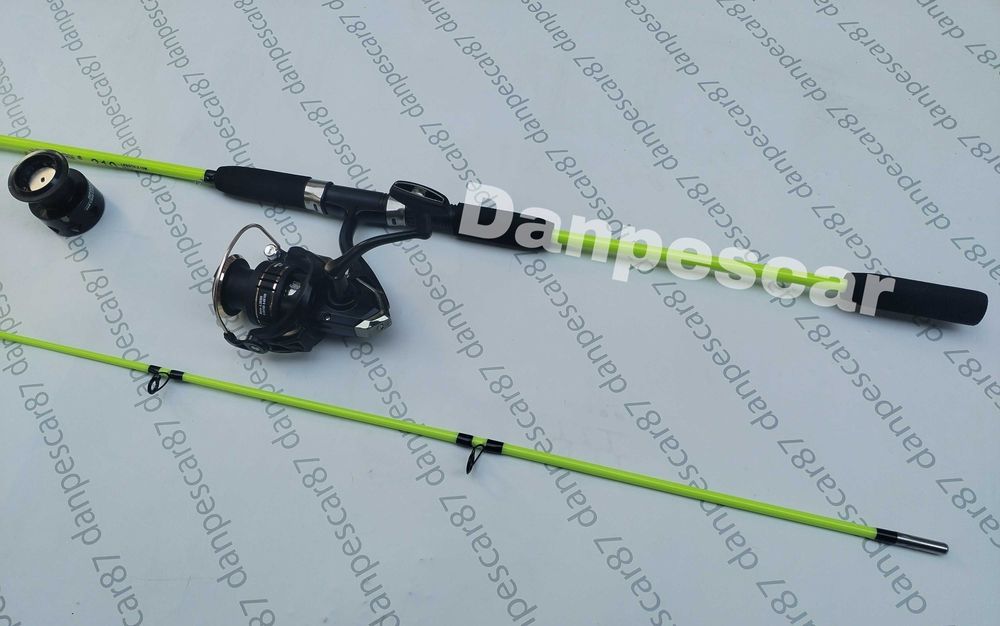 SET 4 Lansete WB fibra sticla plina 2,40m cu 4 Mulinete FL HP5000