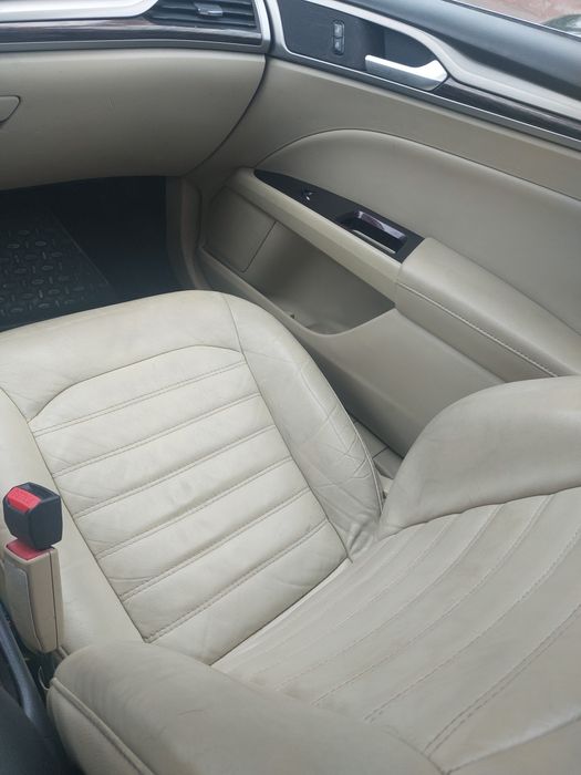 Ford mondeo  hybrid gpl (prius)