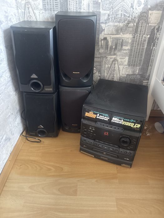 Продам музыкальный центр в хорошем состоянии