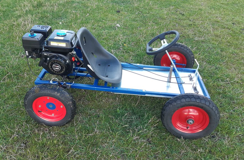 Go Kart cu motor pe benzina