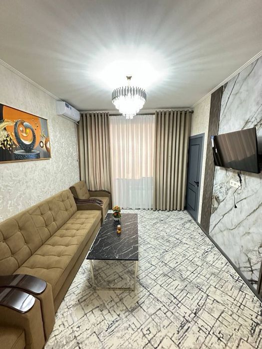 Метро Мирзо Улугбек 2/3/4 евроремонт продам срочно