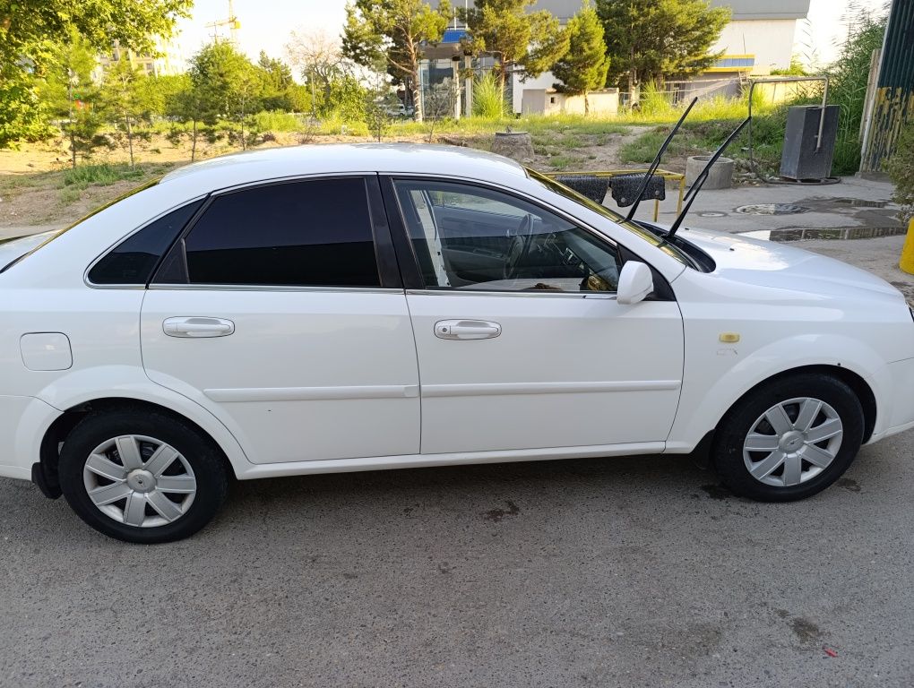 Chevrolet Lacetti 1.8