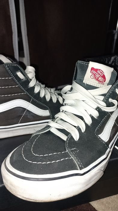 Vând vansuri marimea 37