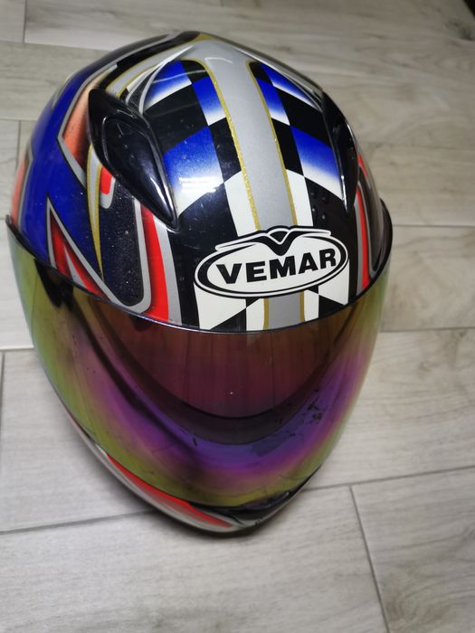 Мото каска Vemar