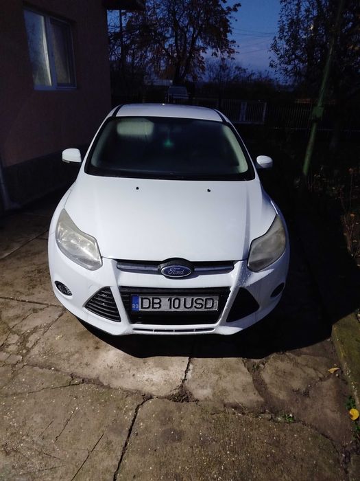 Vând Ford Focus 3
