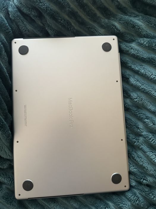 Macbook pro 14 M3 512